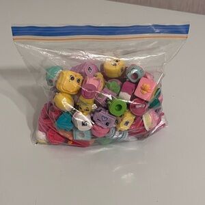 🛍️ Huge Shopkins Collector Lot – 70 Figures